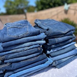 Universal Thread | Stylish Blue Denim Jeans